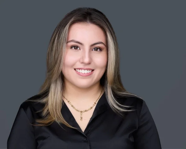 Professional medical & healthcare headshot example 4 - Wayne photography by Images by IBA