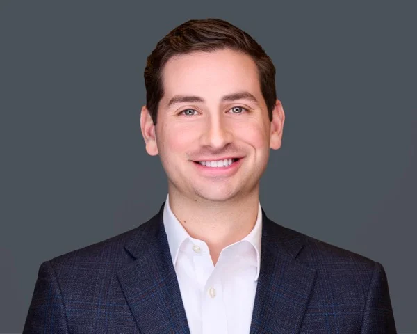 Professional medical & healthcare headshot example 5 - Wayne photography by Images by IBA